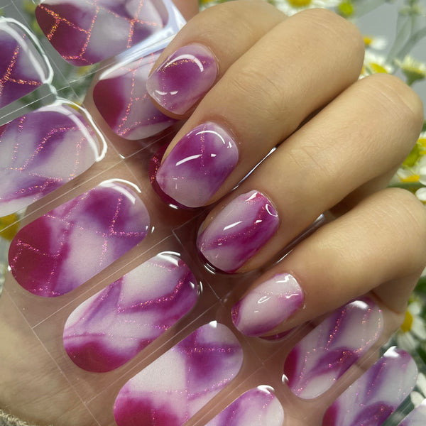UV-free gel nail Pink Marble