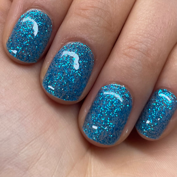 UV-free gel nail Blue Glitter