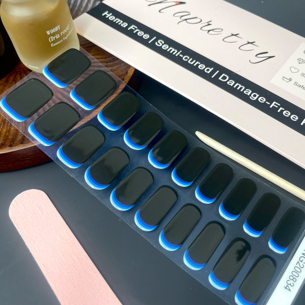 Semi-cured nail sticker Black Glossy