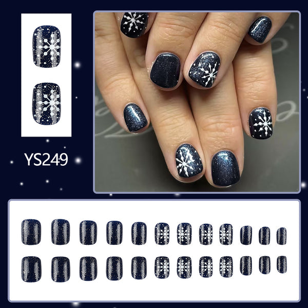 Simple snowflake wearable manicure