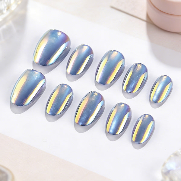 Gray-blue cat's eye