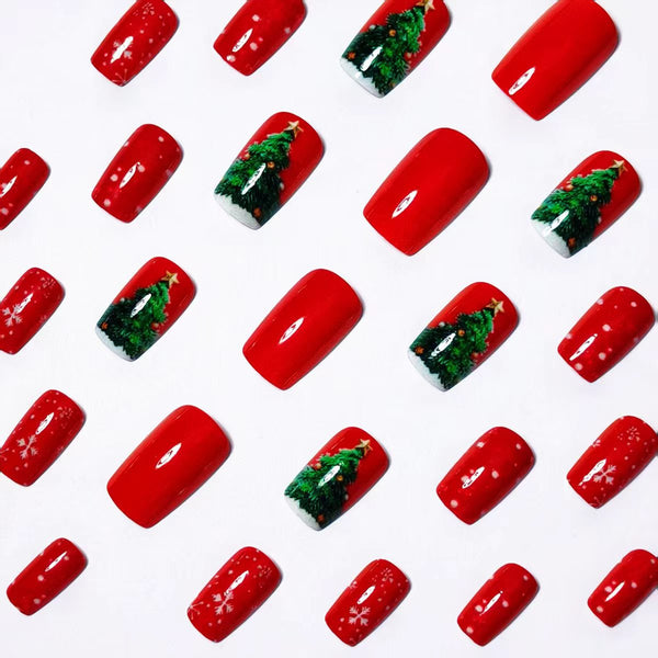 Christmas tree snowflake manicure