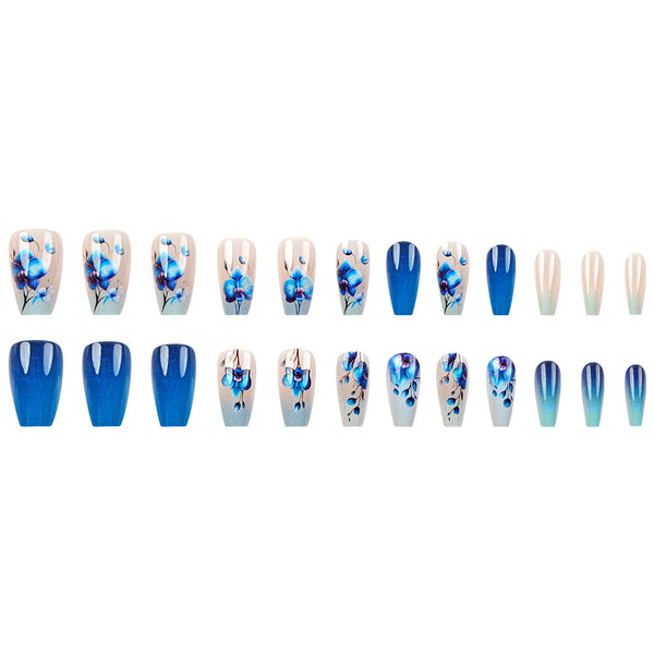 Blue gradual change ballet manicure