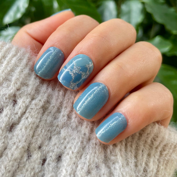 UV-free gel nail Blue & Silver