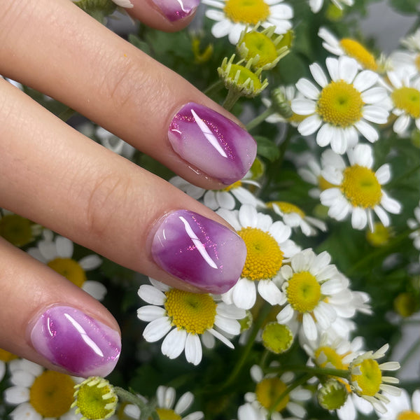 UV-free gel nail Pink Marble