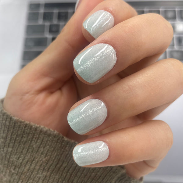 UV-free gel nail Light Green