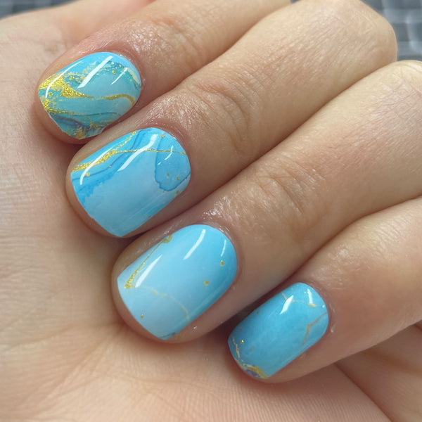 UV-free gel nail Blue & Golden