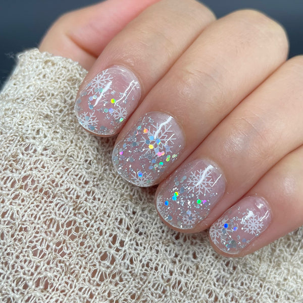 UV-Free Gel Nail Snowy