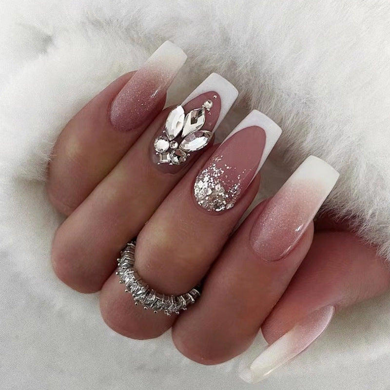 White border rhinestone nail