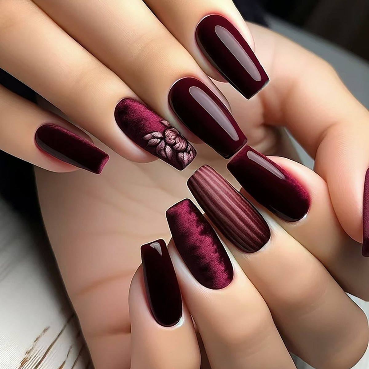 24pcs/Set Press On Nails