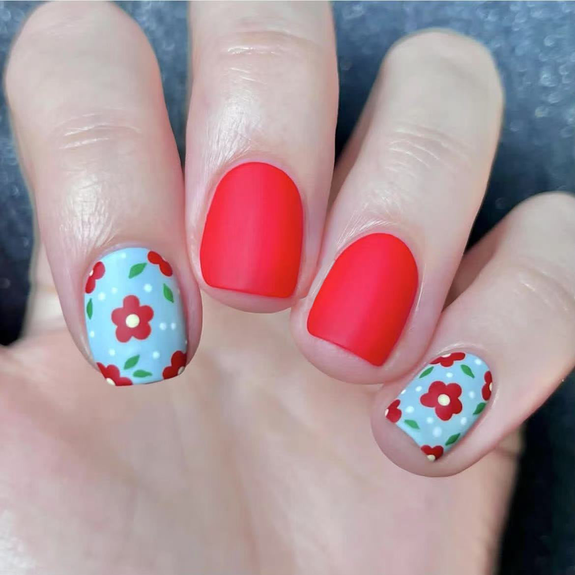 24pcs/Set Press On Nails
