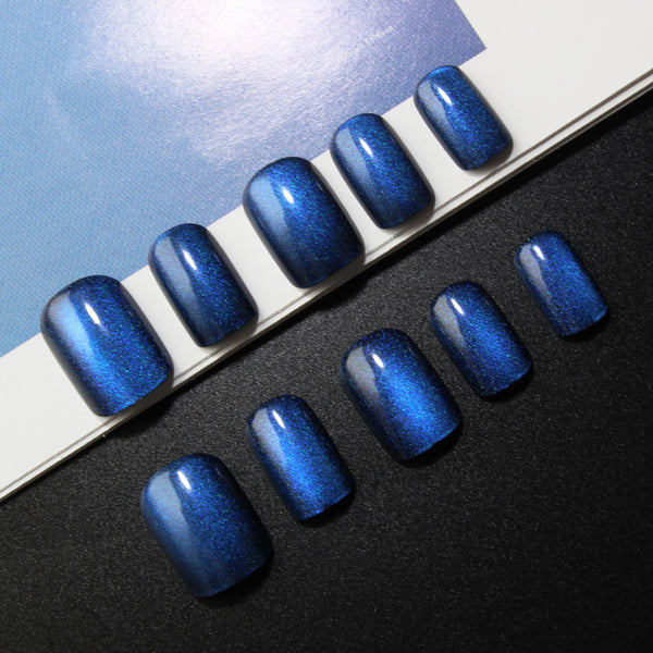 30 pieces of dark blue spar cat's eye