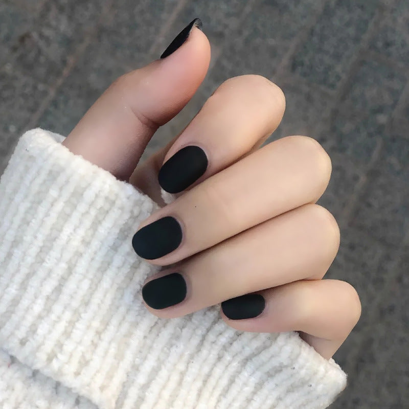 Matte black fake nails