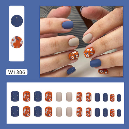 French temperament fancy manicure