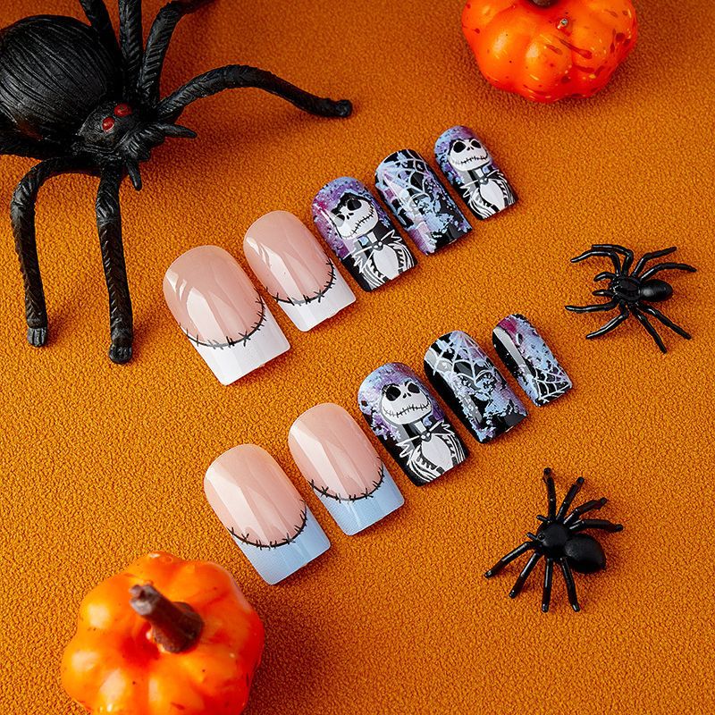 Halloween smudging nail art spider