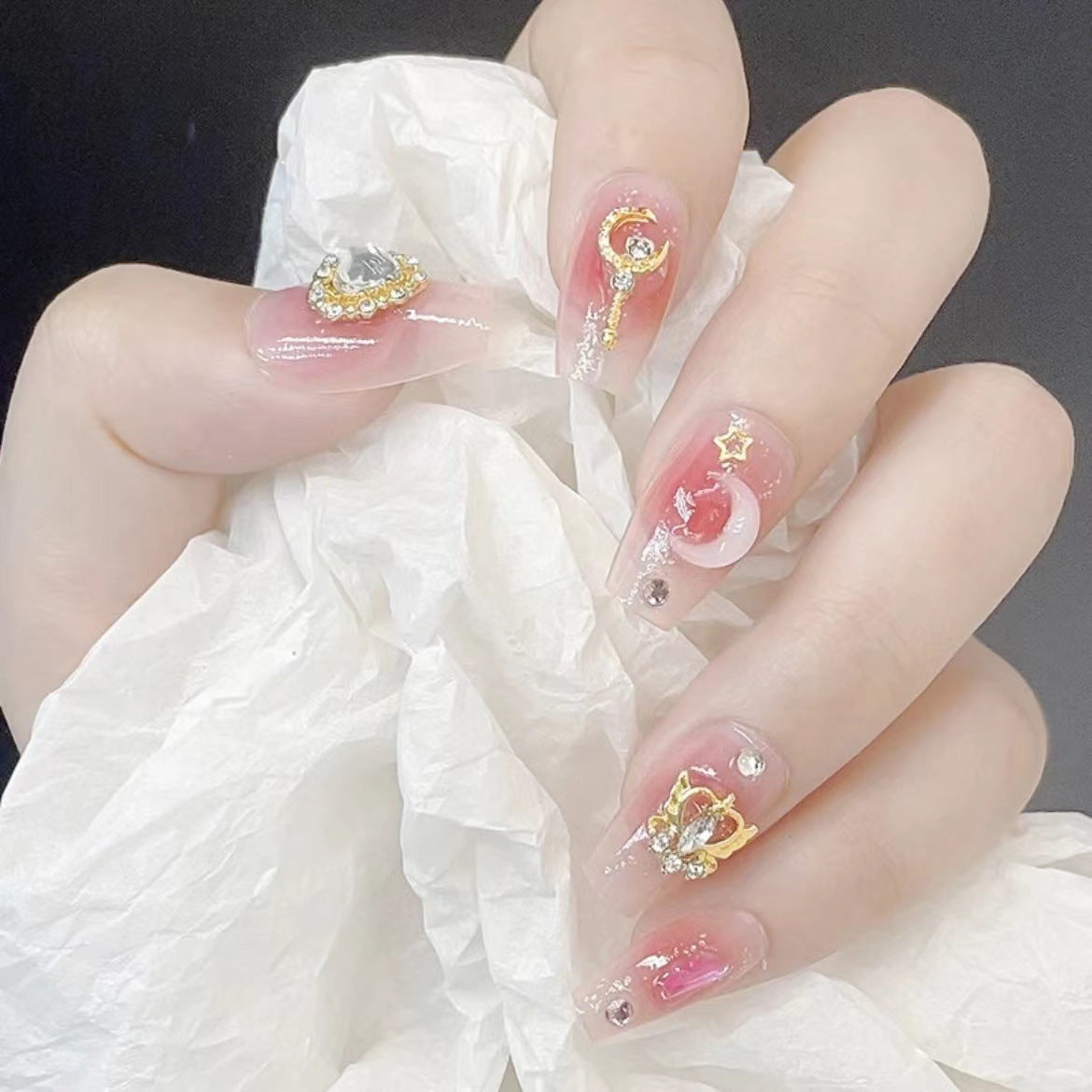 Explosive Flash Butterfly Spring/Summer Wearing fake nail