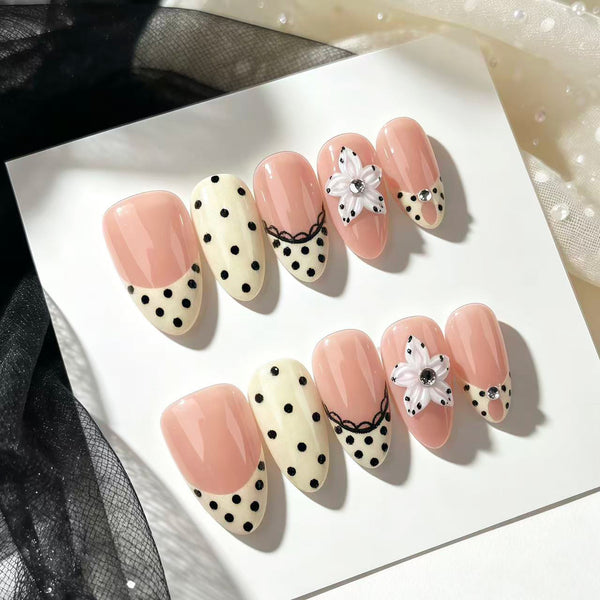 30 pieces chicken yellow polka dots French style