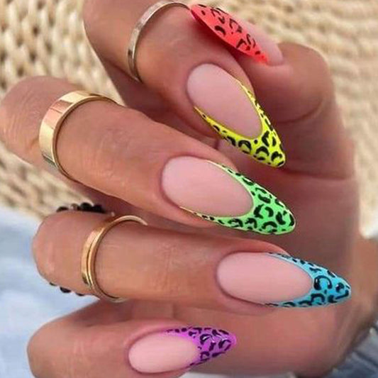 Colorful leopard nail plate