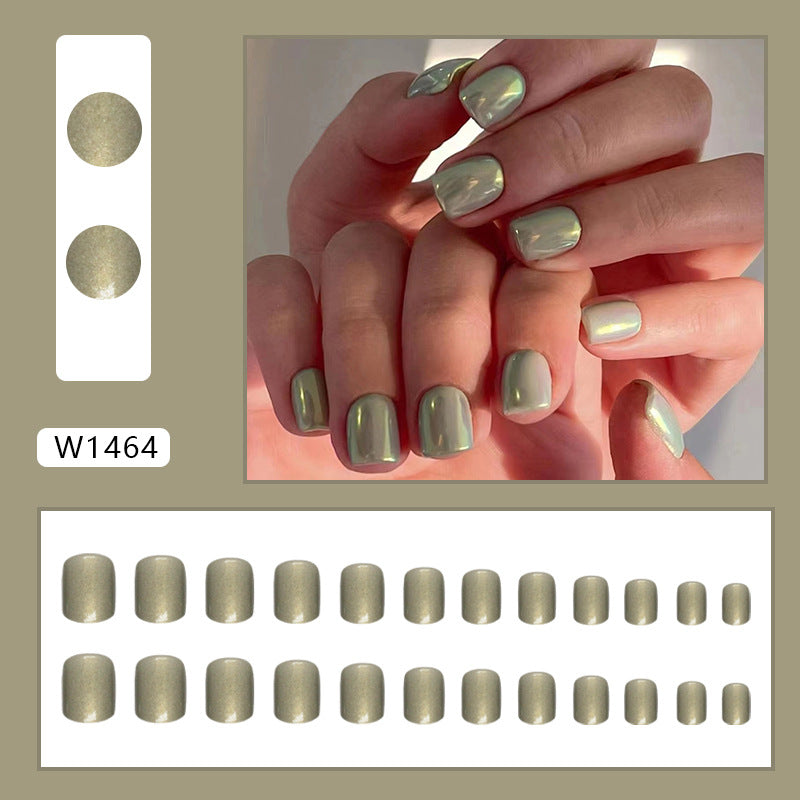 Aurora retro green short fake nails