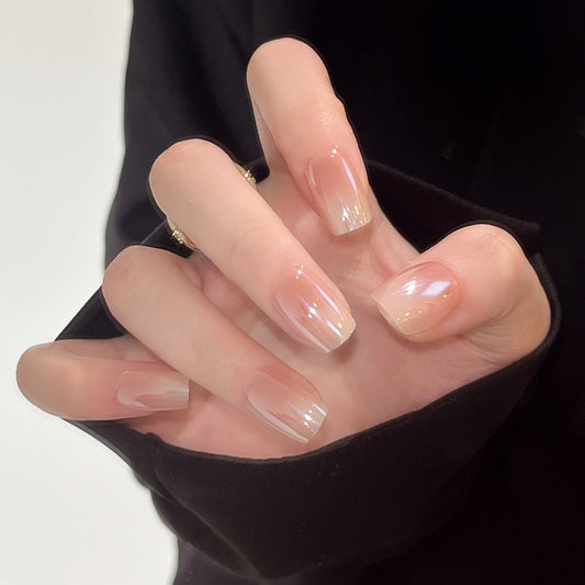 Gradient Nail Beauty Wearing Nail