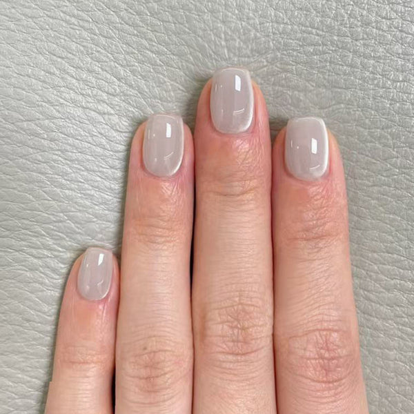 30 pieces of foggy white cat's eye