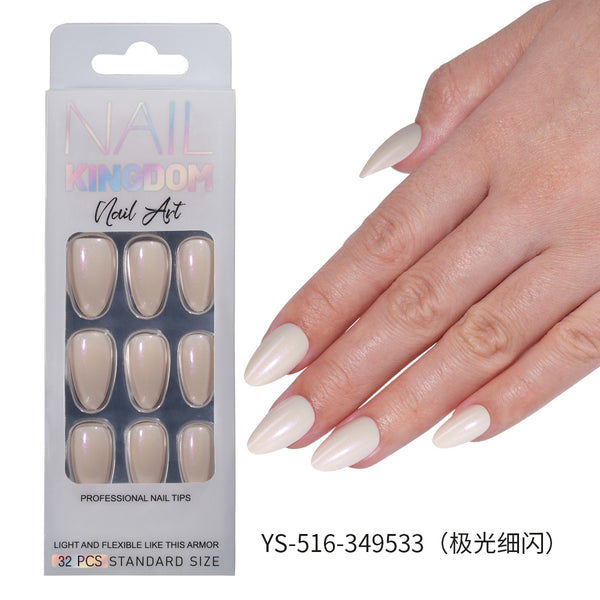 32 Pcs Aurora fine flash short almond manicure