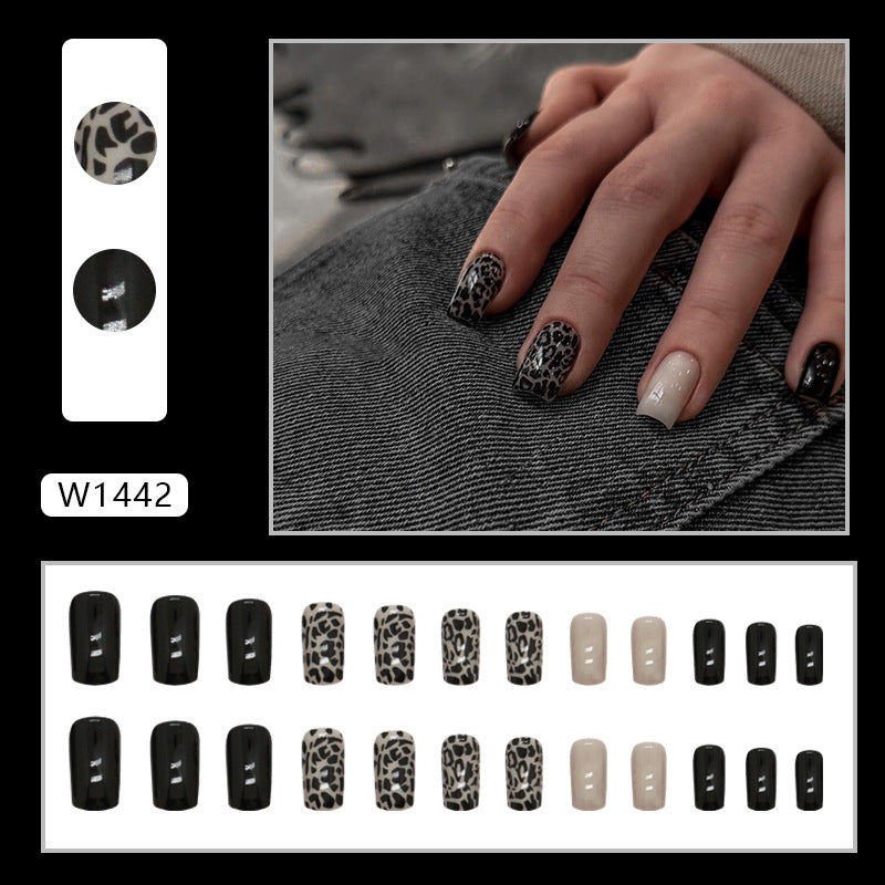 24Pcs press on nail W1442