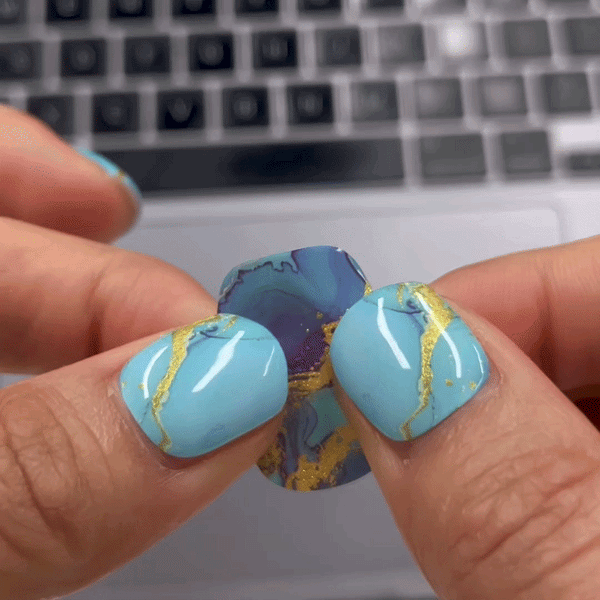 UV-free gel nail Blue & Golden